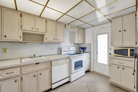 2601 NE 14th Street Causeway #231, Pompano Beach FL - photo 12 of 46