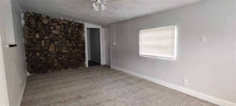 3 bedroom Single Family Residence at 611 NW 33rd Avenue, Browardale 1st Addition, Lauderhill — photo 4