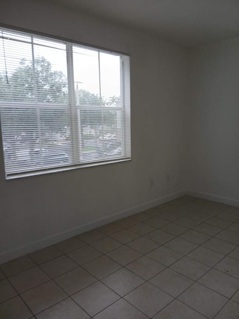 2 bedroom Condominium at 2127 Shoma Drive, Shoma Courtyards II At Royal Palm Condom, Royal Palm Beach — photo 4