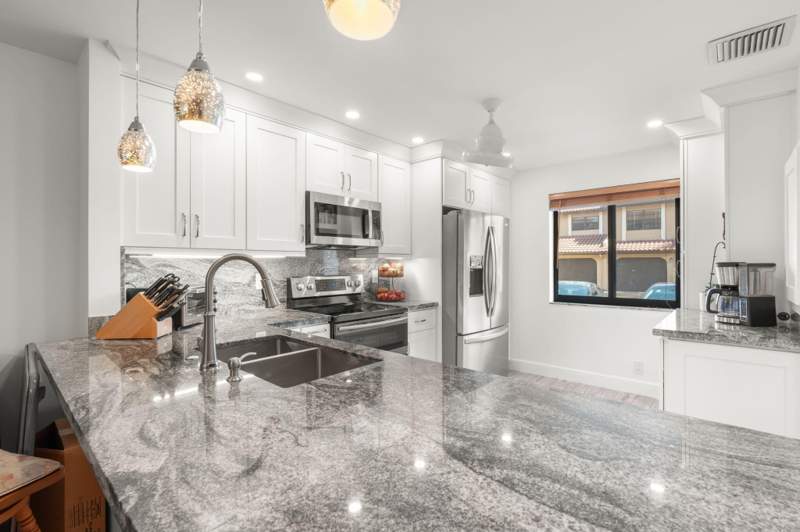 3 bedroom Condominium at 22075 Las Brisas Circle #306, Las Brisas Of Boca Condo, Boca Raton — photo 3