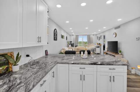 689 NE 6th Court #4030, Boynton Beach FL - photo 15 of 55
