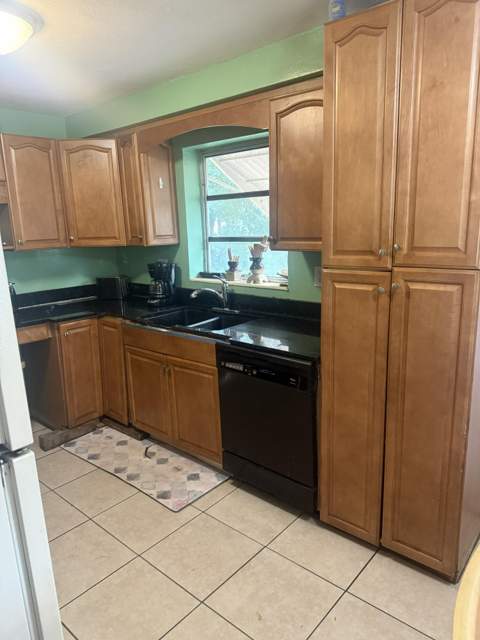 2071 NW 29th Terrace, Fort Lauderdale FL - photo 11 of 29
