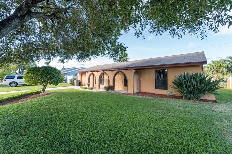 3 bedroom Single Family Residence at 3753 Coelebs Avenue, West Boynton 1, Boynton Beach — photo 3