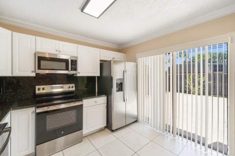915 9th Way, West Palm Beach FL - photo 8 of 26