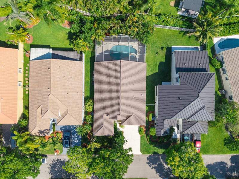 3 bedroom Single Family Residence at 2016 Island Circle, Country Isles Cove, Weston — photo 3