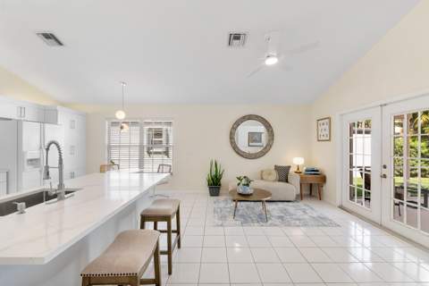 2016 Island Circle, Weston FL - photo 7 of 22