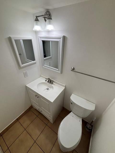 301 N Pine Island Road #105, Plantation FL - photo 7 of 9