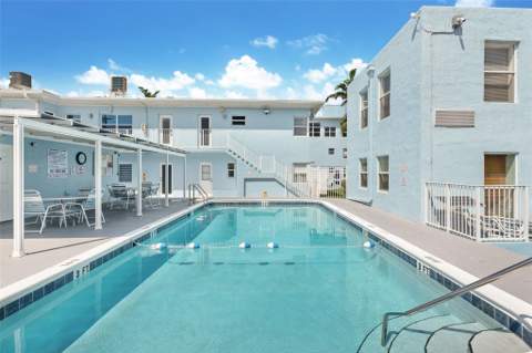 315 Van Buren Street #205B, Hollywood FL - photo 14 of 18