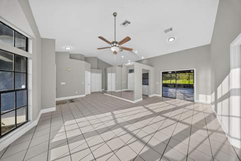 4802 Sunset Boulevard, Fort Pierce FL - photo 9 of 56