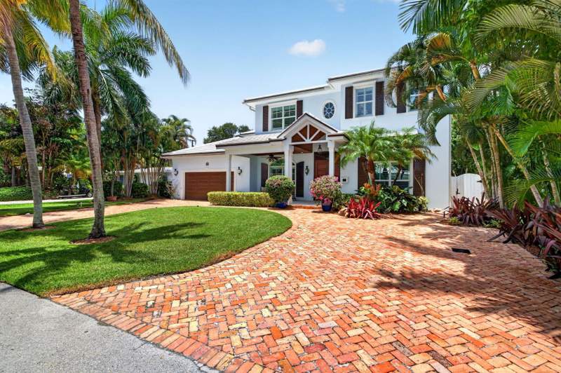 4 bedroom Single Family Residence at 1329 SE 13th Terrace, Lauderdale Harbors, Fort Lauderdale — photo 4