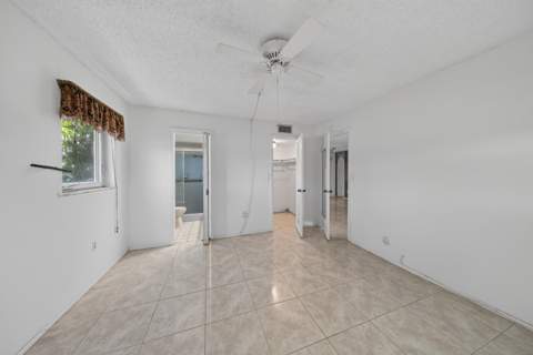 8101 N Sunrise Lakes Drive #112, Sunrise FL - photo 11 of 36