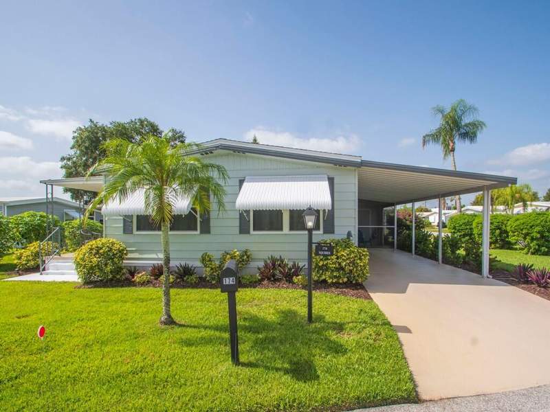 2 bedroom Manufactured Home at 174 NE Emerald Drive, Pinelake Village, Jensen Beach — photo 1