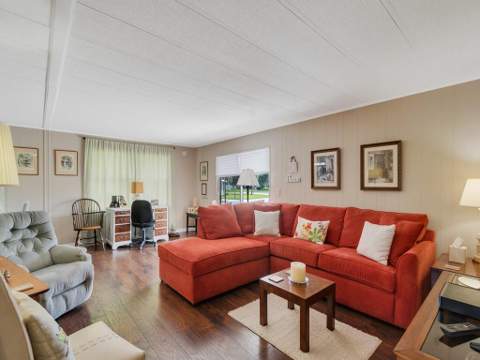 174 NE Emerald Drive, Jensen Beach FL - photo 17 of 42