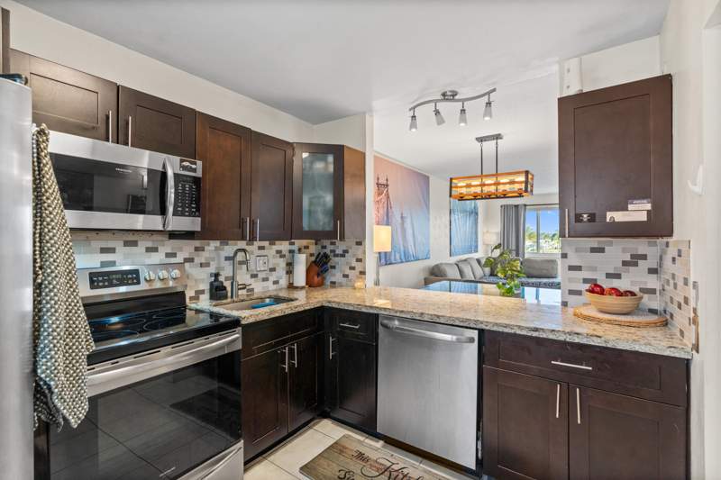 2 bedroom Condominium at 2223 Park Lane #210, Sheridan Lakes Condo Apts No 7, Hollywood — photo 4