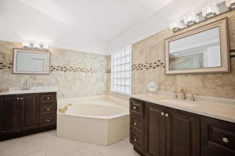 1842 Oak Berry Circle, Wellington FL - photo 15 of 30