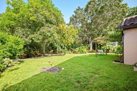1842 Oak Berry Circle, Wellington FL - photo 23 of 30