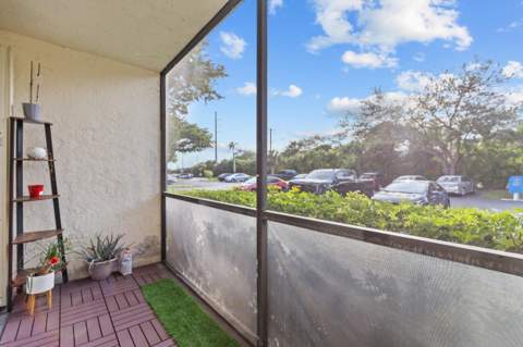 722 Sunny Pine Way #D1, Greenacres FL - photo 21 of 25