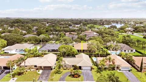 15821 Sedgewyck Circle, Davie FL - photo 6 of 50