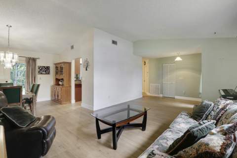 15821 Sedgewyck Circle, Davie FL - photo 16 of 50