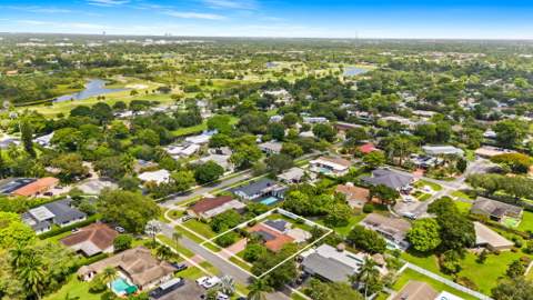 6131 SW 8th Street, Plantation FL - photo 23 of 31