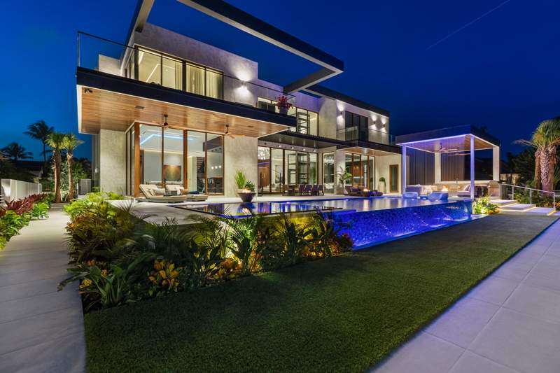 5 bedroom Single Family Residence at 2600 NE 24TH Street, LIGHTHOUSE POINT FIRST SEC, Lighthouse Point — photo 1