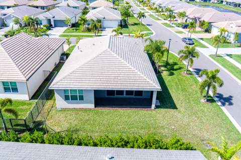 11673 SW Oceanus Boulevard, Port St. Lucie FL - photo 20 of 24