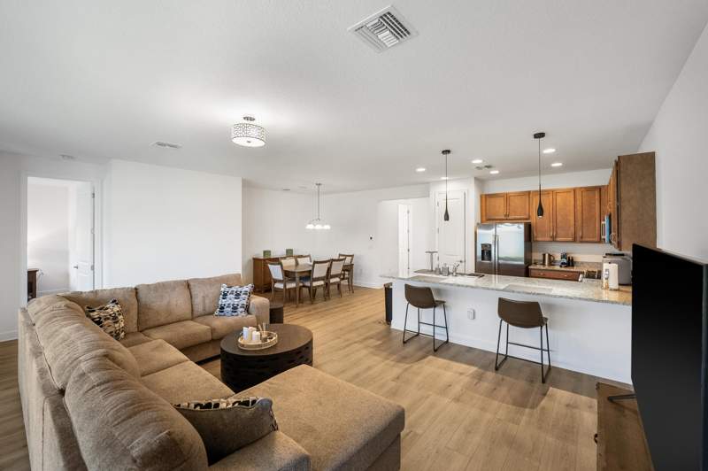 3 bedroom Single Family Residence at 11673 SW Oceanus Boulevard, Riverland Parcel C - Plat Ten Replat, Port St. Lucie — photo 3