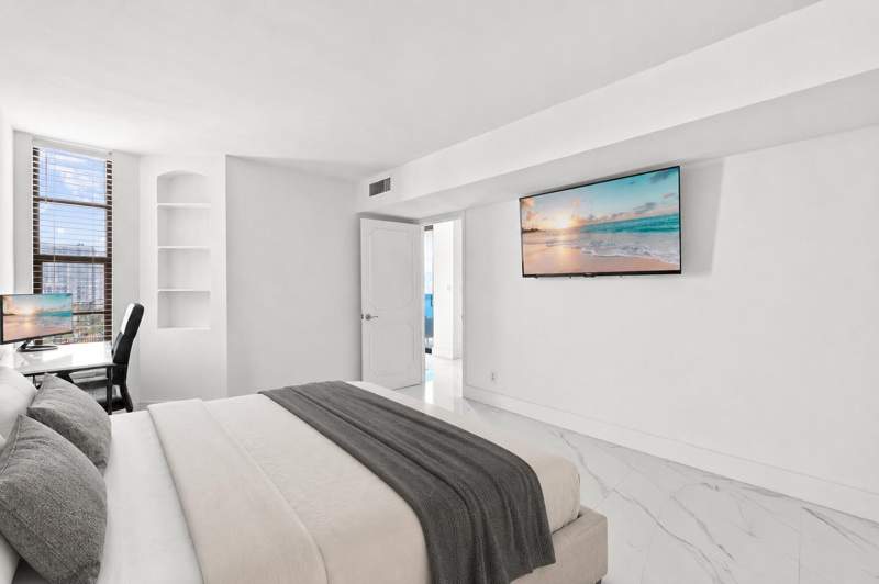2 bedroom Condominium at 1000 S Ocean Boulevard #14o, Pompano Atlantis Condo, Pompano Beach — photo 4