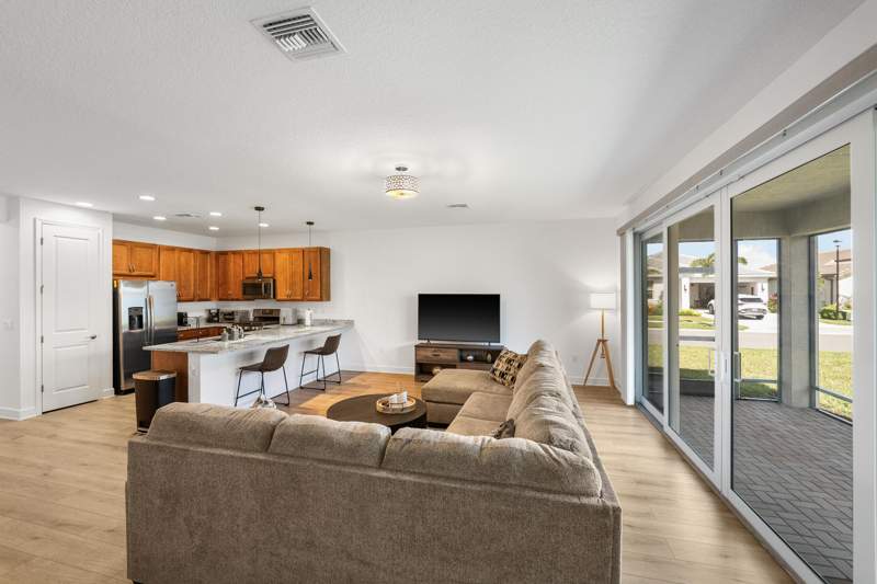 3 bedroom Single Family Residence at 11673 SW Oceanus Boulevard, Riverland Parcel C - Plat Ten Replat, Port St. Lucie — photo 5