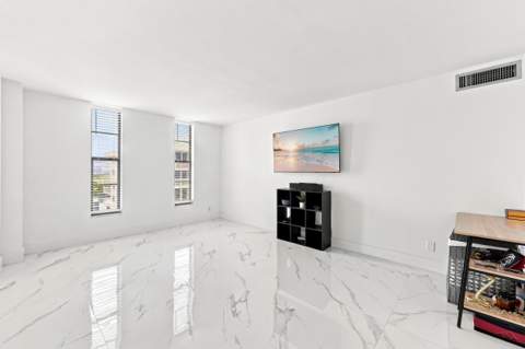 1000 S Ocean Boulevard #14o, Pompano Beach FL - photo 23 of 38