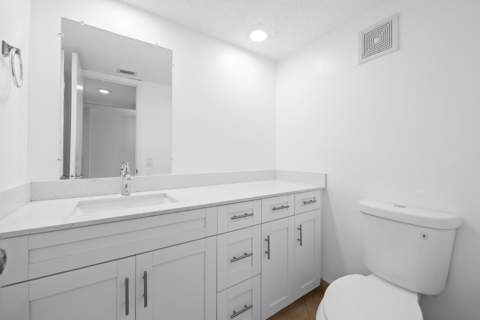 1517 Fairway Road, Pembroke Pines FL - photo 22 of 36