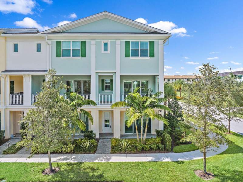 3 bedroom Townhouse at 12625 MACHIAVELLI Way, ALTON NEIGHBORHOOD, Palm Beach Gardens — photo 1