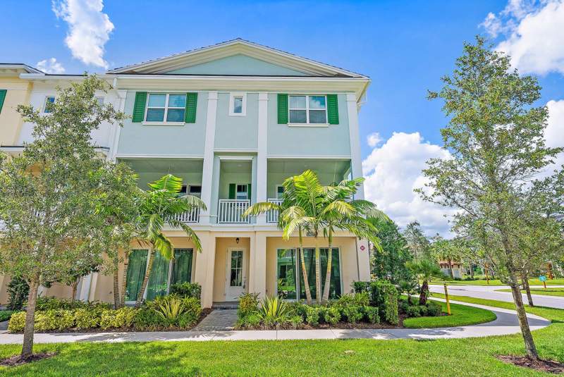 3 bedroom Townhouse at 12625 MACHIAVELLI Way, ALTON NEIGHBORHOOD, Palm Beach Gardens — photo 2