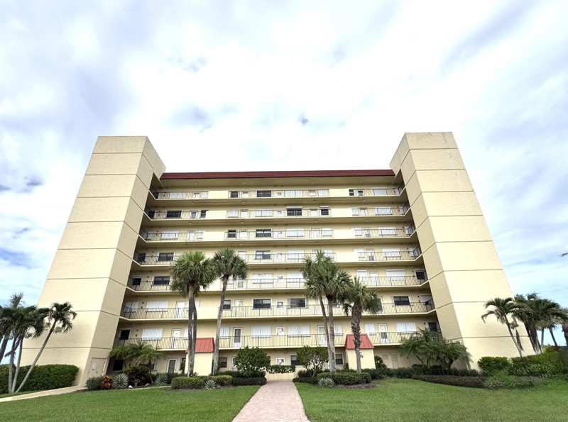 2 bedroom Condominium at 7420 S Ocean Drive #313, Sand Dollar Villas Condominium C, Jensen Beach — photo 1