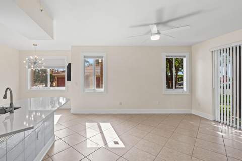 1000 Scotia Drive #102, Hypoluxo FL - photo 8 of 29