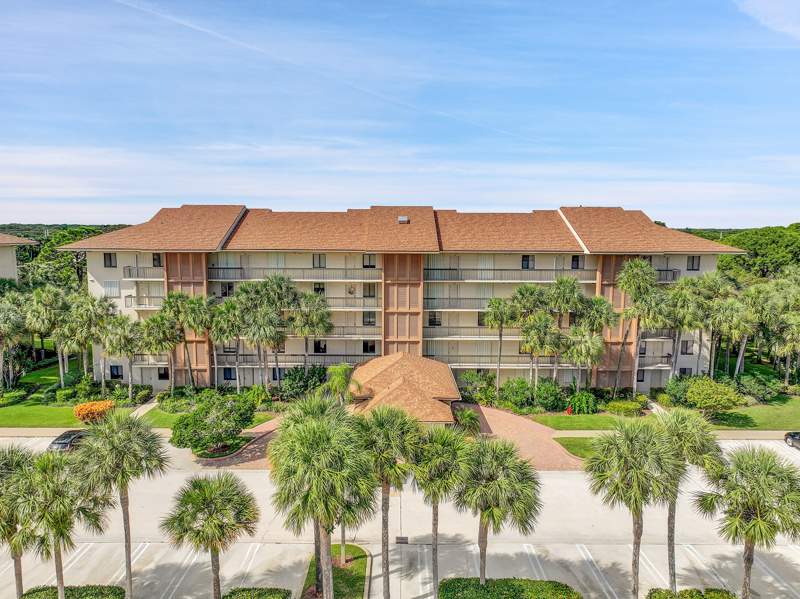 2 bedroom Condominium at 2001 Marina Isle Way #203, Marina At The Bluffs Condo, Jupiter — photo 2