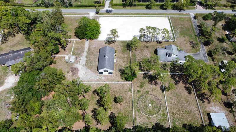 5 bedroom Single Family Residence at 13346 Casey Road, Loxahatchee Groves, Loxahatchee Groves — photo 2