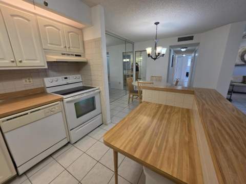 9895 N Belfort Circle #110, Tamarac FL - photo 24 of 80