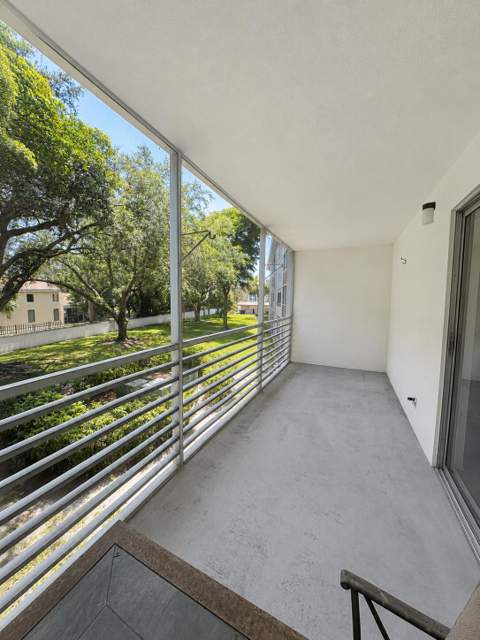 1901 Bermuda Circle #F2, Coconut Creek FL - photo 15 of 36