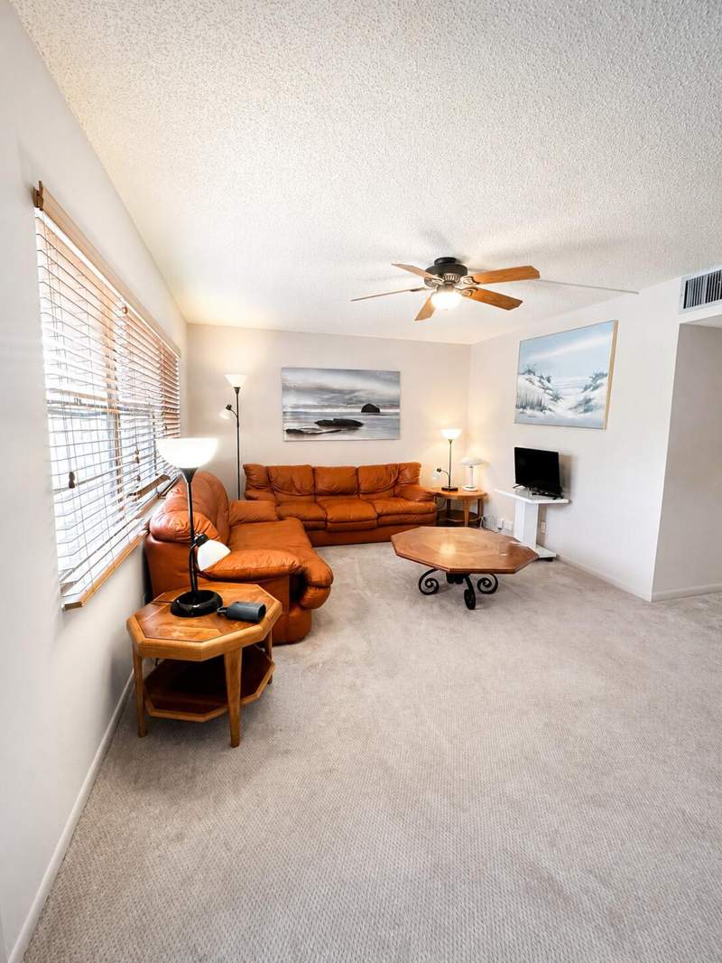 1 bedroom Condominium at 1901 Bermuda Circle #F2, Wynmoor Bermuda Village A Condo, Coconut Creek — photo 3