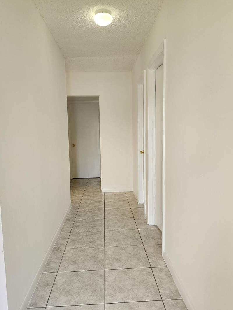 3 bedroom Townhouse at 5437 Bonky Court, Garden Hills Unit Three, West Palm Beach — photo 4