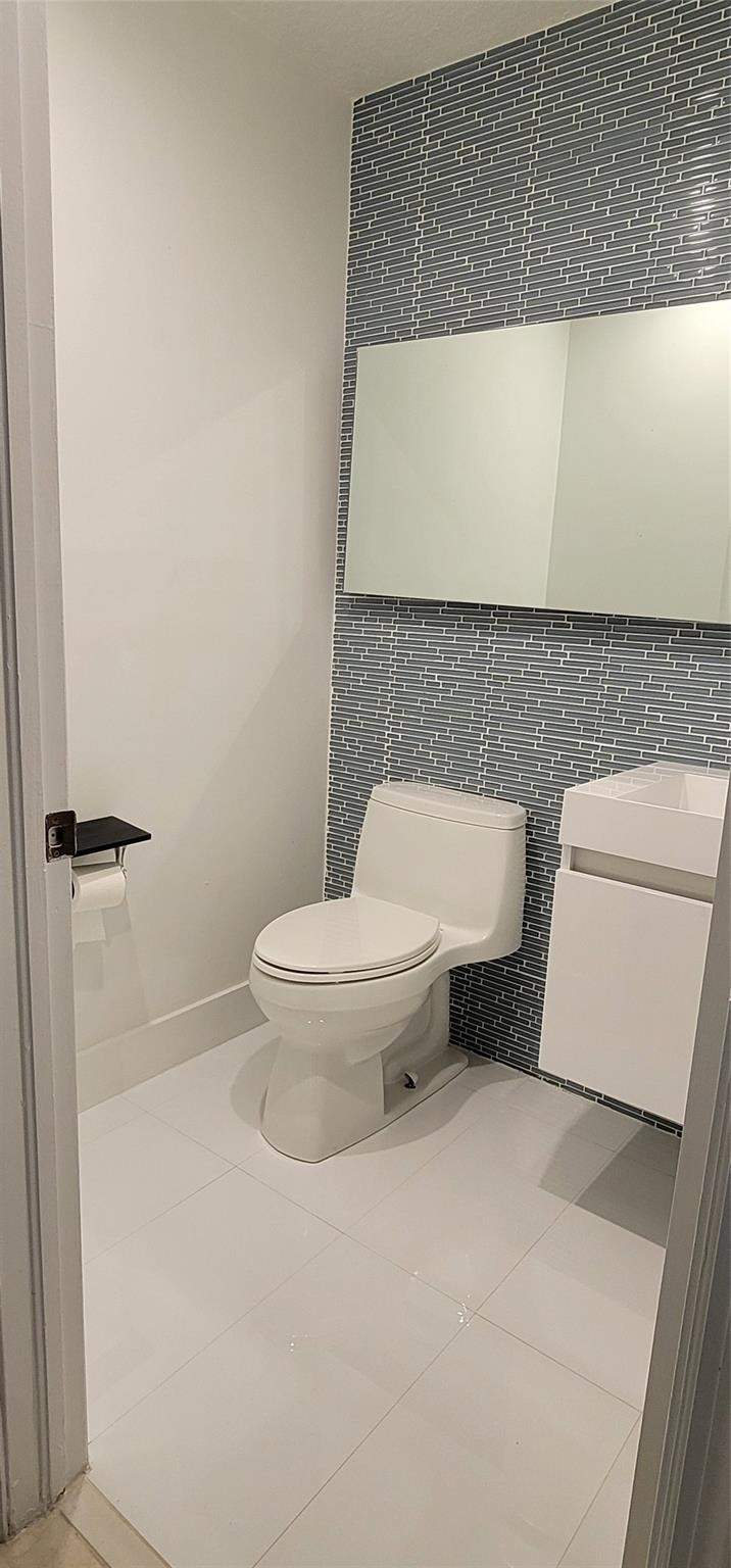 4 bedroom Single Family Residence at 13224 NW 12th Court, Savannah Plat 1, Sunrise — photo 5