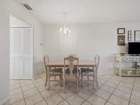 350 Horizons #302, Boynton Beach FL - photo 12 of 41