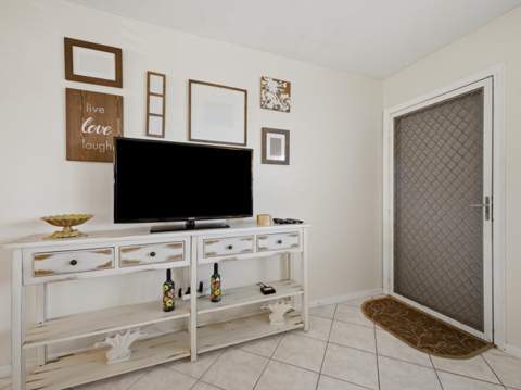 350 Horizons #302, Boynton Beach FL - photo 6 of 41