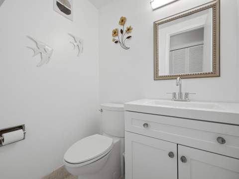 350 Horizons #302, Boynton Beach FL - photo 19 of 41