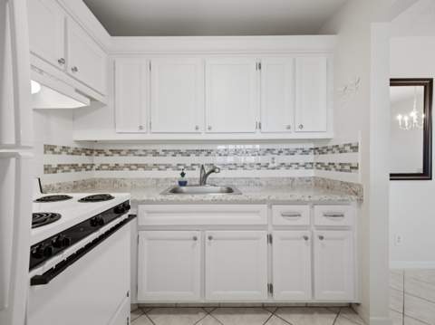 350 Horizons #302, Boynton Beach FL - photo 17 of 41