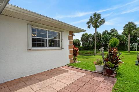 948 Savannas Point Drive #D, Fort Pierce FL - photo 17 of 40