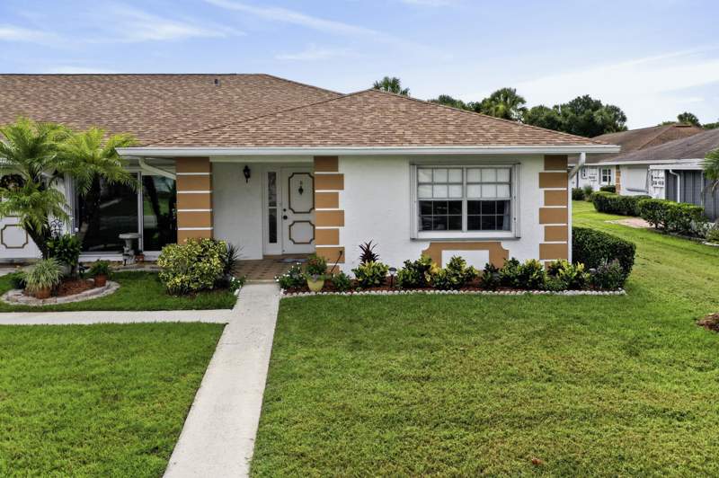 2 bedroom Condominium at 948 Savannas Point Drive #D, High Point Of Fort Pierce Condominium Section 3, Fort Pierce — photo 2