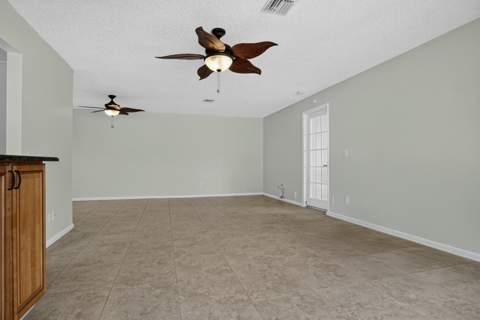 948 Savannas Point Drive #D, Fort Pierce FL - photo 9 of 40