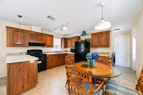 8137 SW Wildwood Drive, Stuart FL - photo 9 of 29